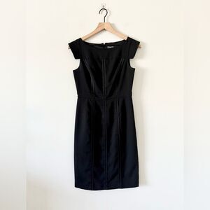 Vince Camuto Cap Sleeve Sheath Dress in Black with Contrast Piping - Size 4